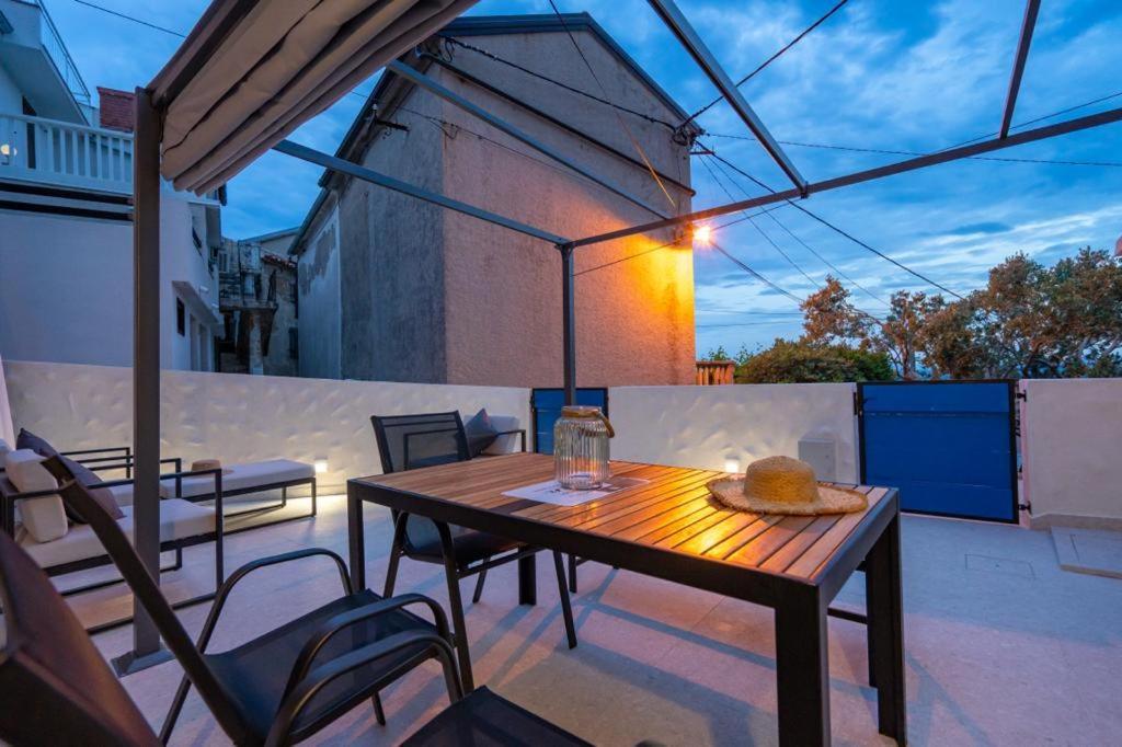House Franulich Villa Stara Baška Eksteriør bilde